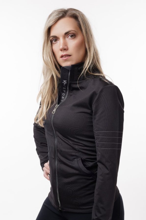 vest black studio